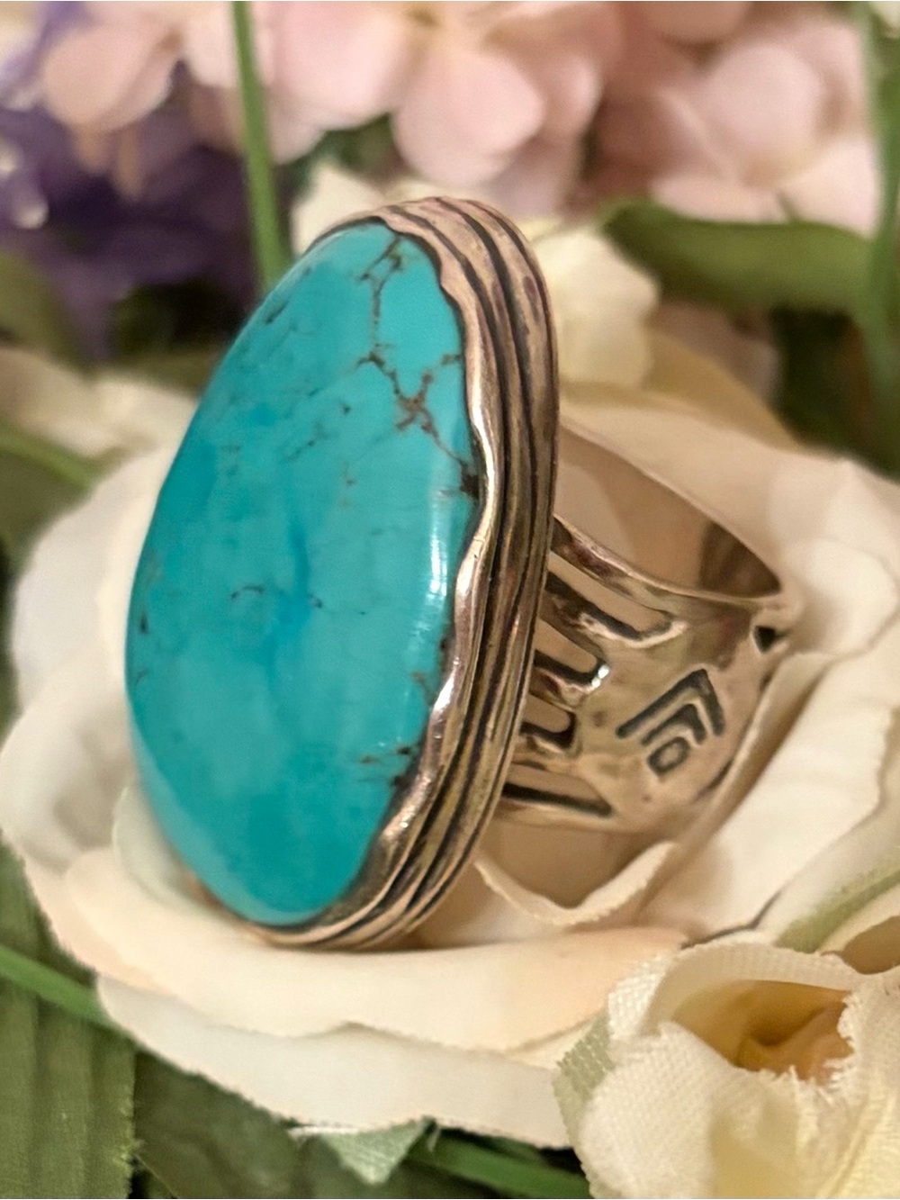 Silpada Sterling Silver and Turquoise Tumbled Turquoise Ring R2017 Size 9